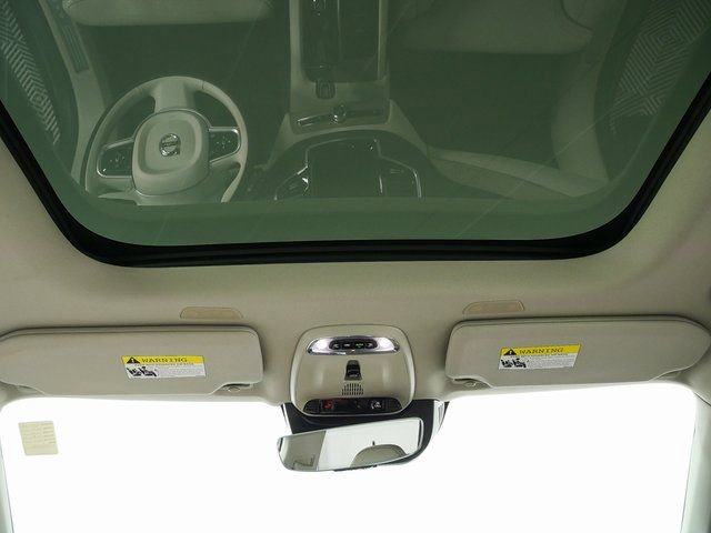 Used 2020 Volvo XC90 T6 Inscription w/ Protection Package Premier image 20