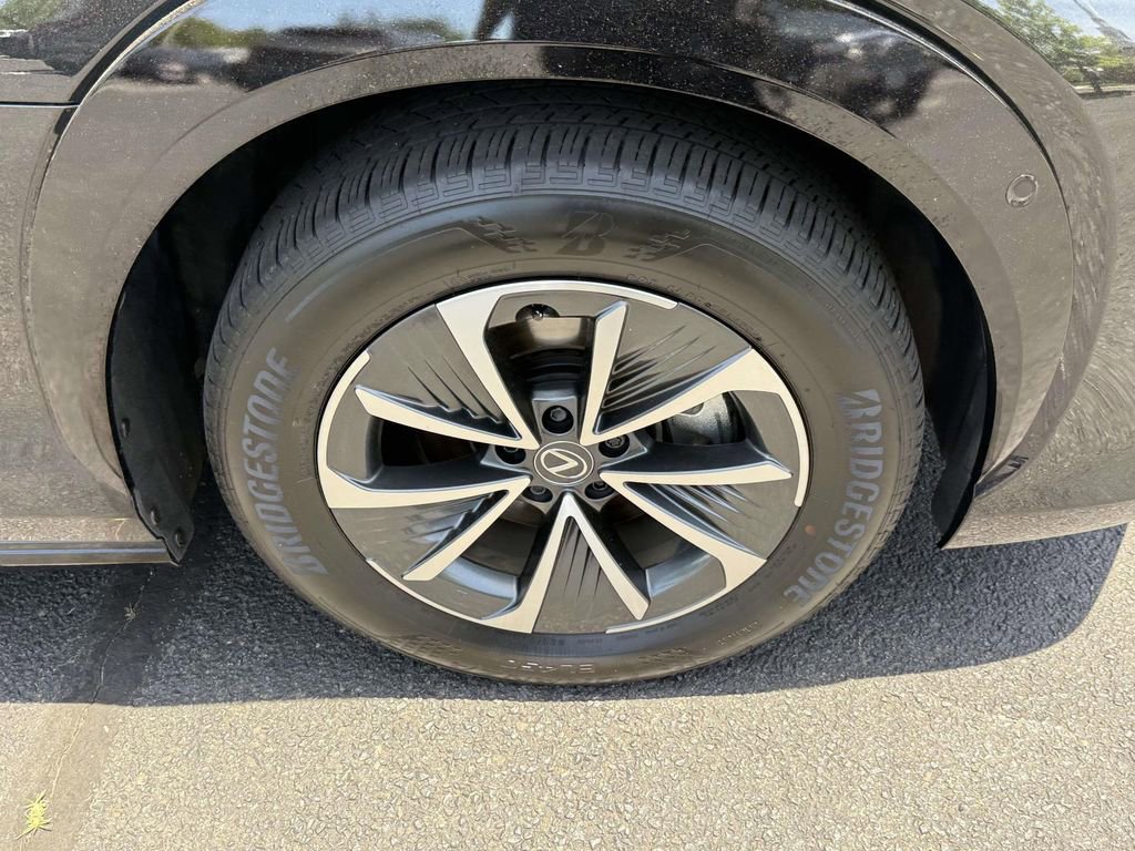 Used 2024 Lexus RZ 450e Premium w/ Technology Package AWD/4WD image 7
