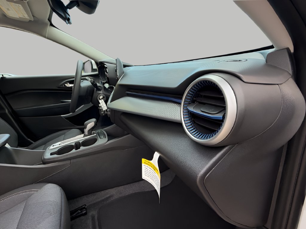 New 2026 Chevrolet Trax LS w/ LS Convenience Package FWD image 10