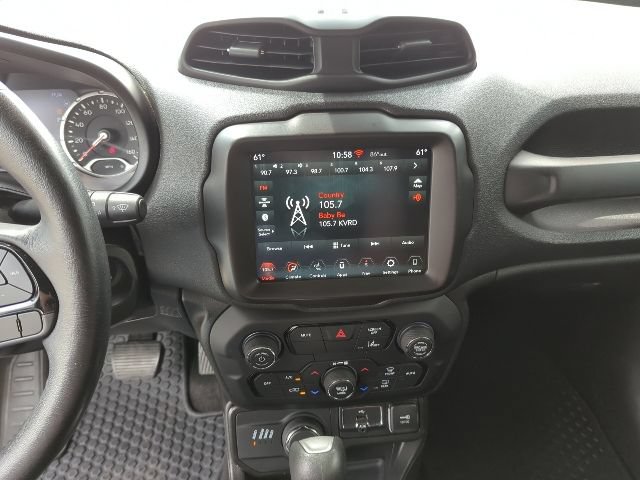 Used 2022 Jeep Renegade Altitude w/ Convenience Group AWD/4WD image 9