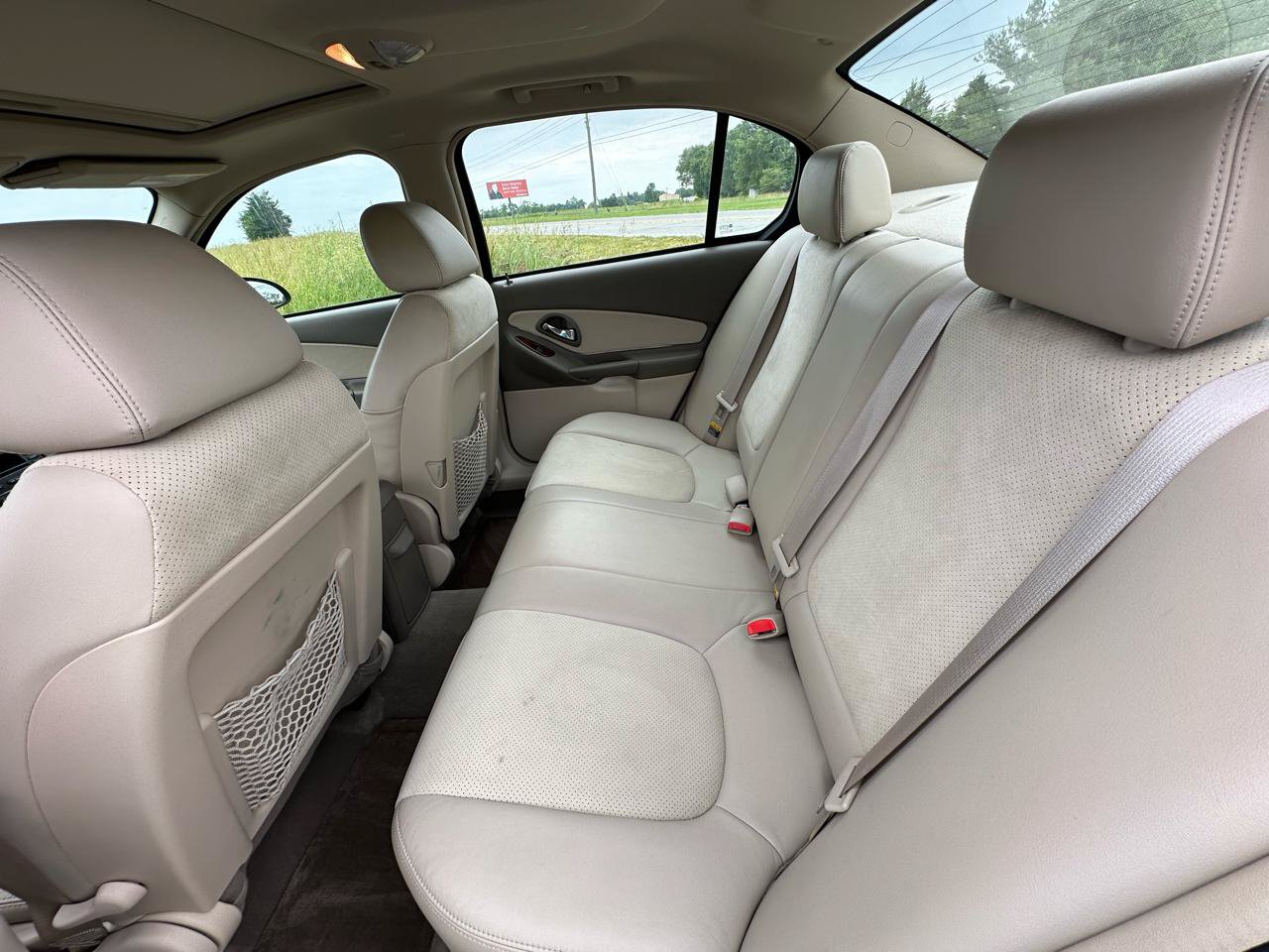 Used 2004 Chevrolet Malibu LT w/ Preferred Equipment Group FWD image 34