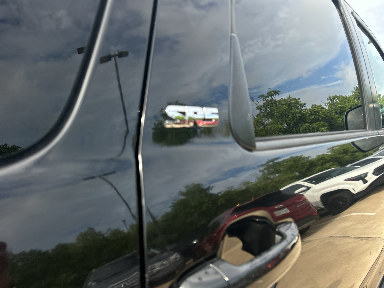 Used 2014 Toyota Sequoia SR5 w/ Sport Appearance Package RWD image 7