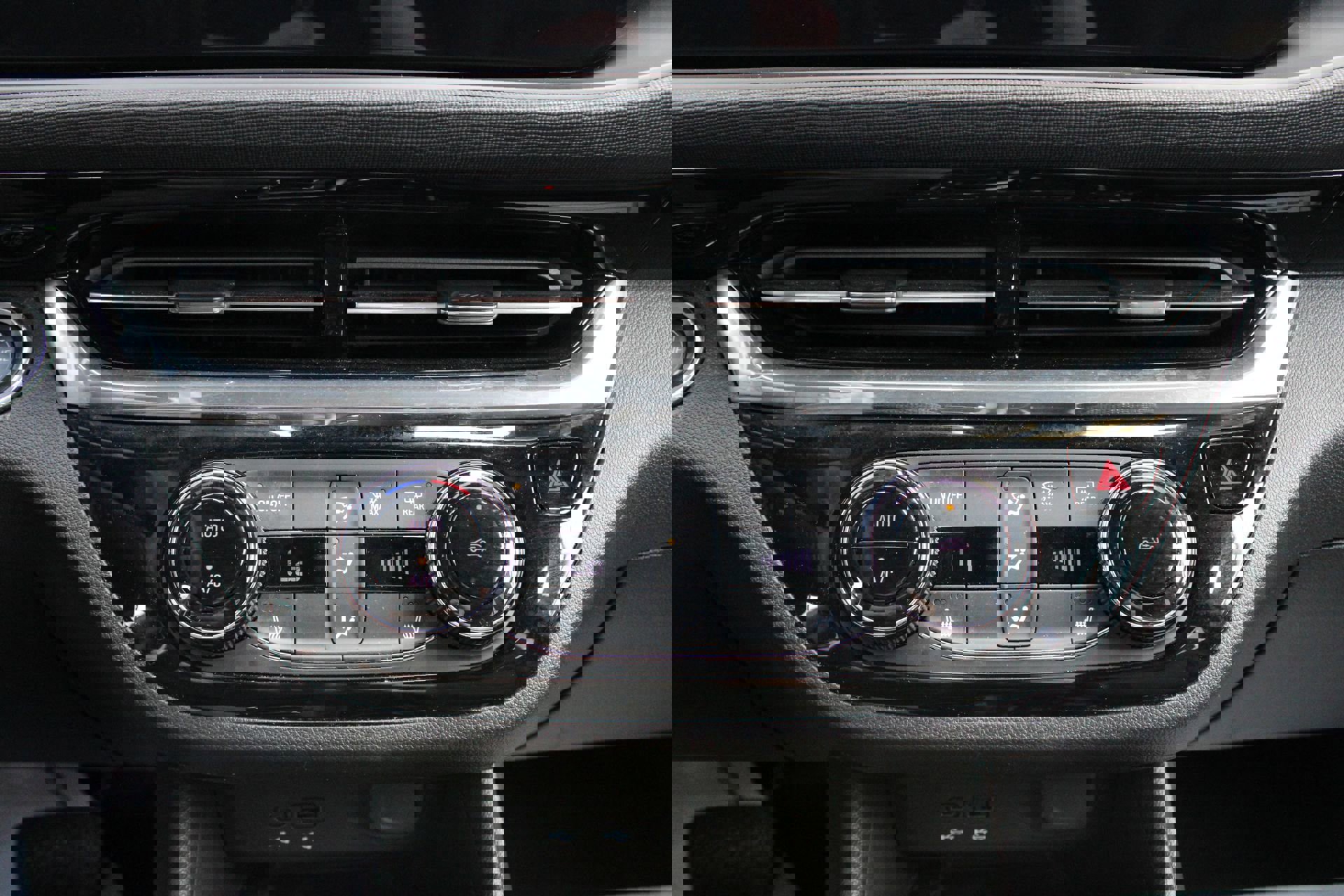 Used 2024 Buick Envista Sport Touring w/ Convenience I Package FWD image 33