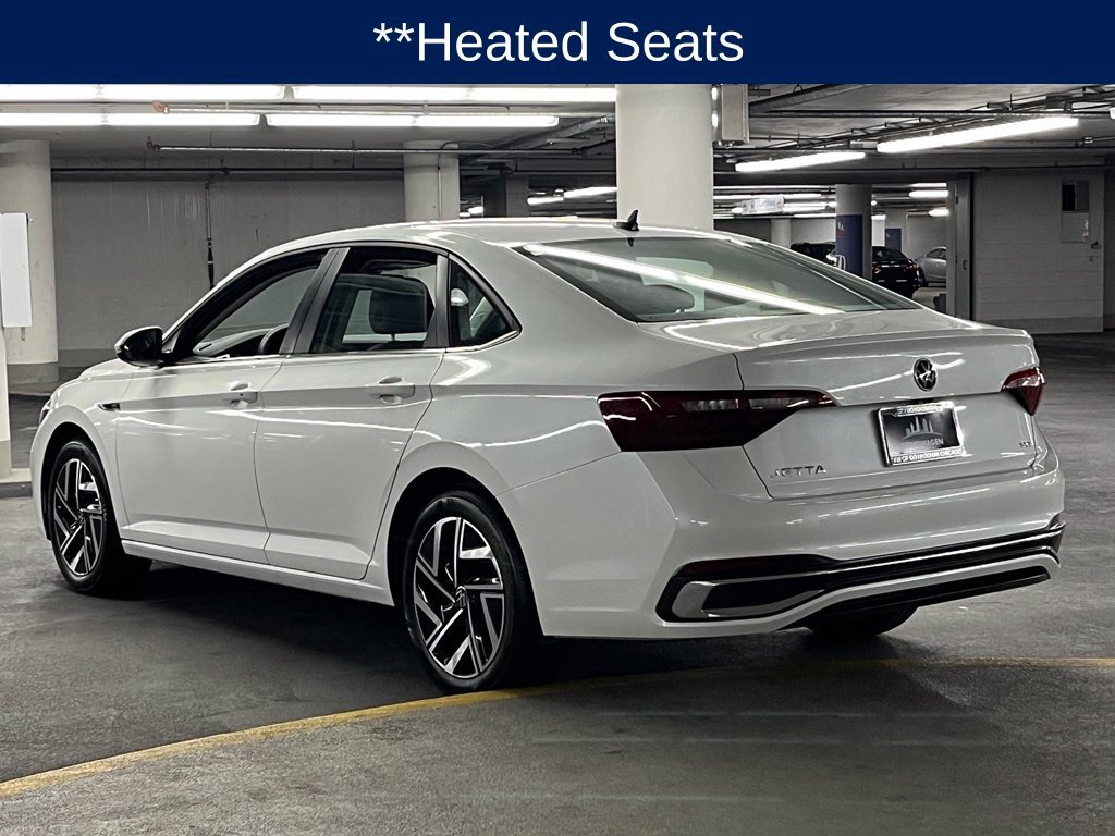 Used 2024 Volkswagen Jetta SEL FWD image 5