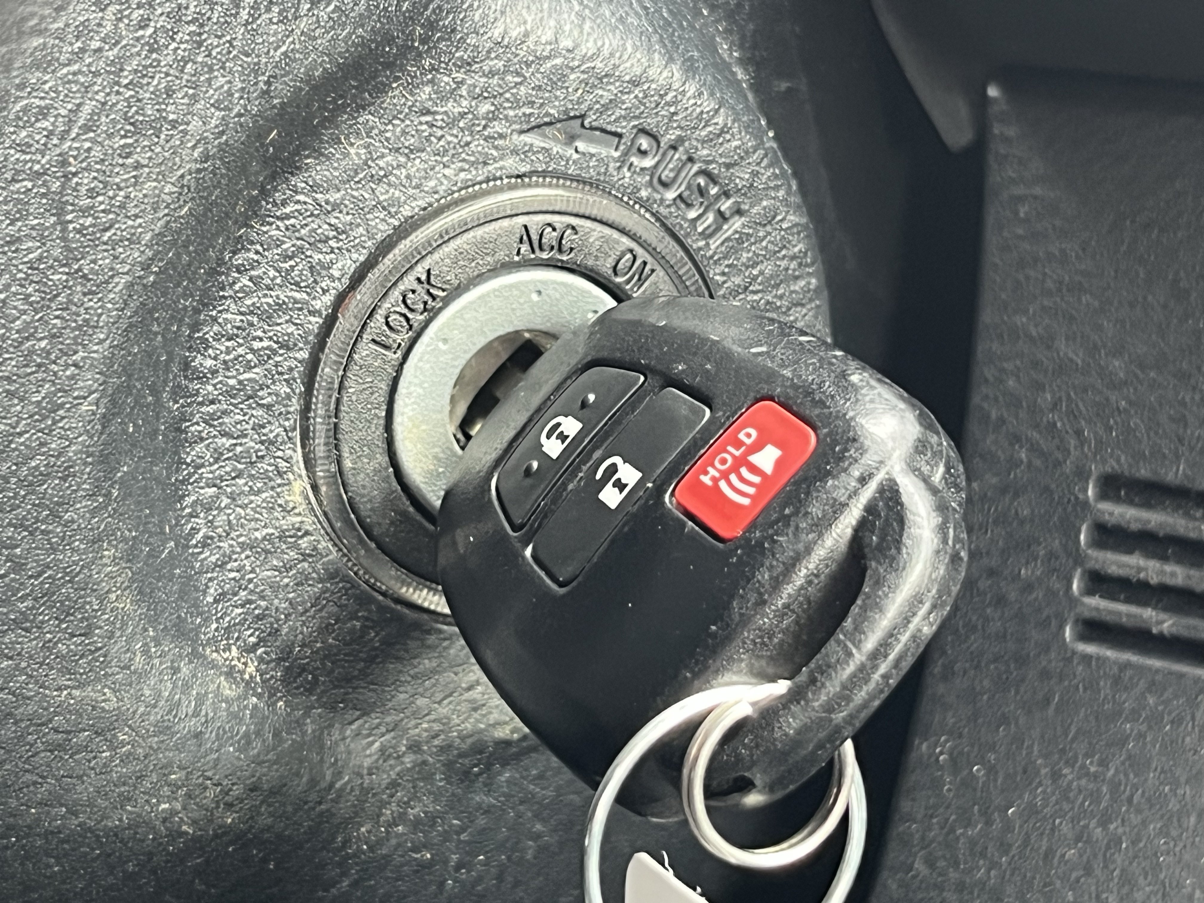 Used 2022 Toyota Tacoma SR5 AWD/4WD image 32