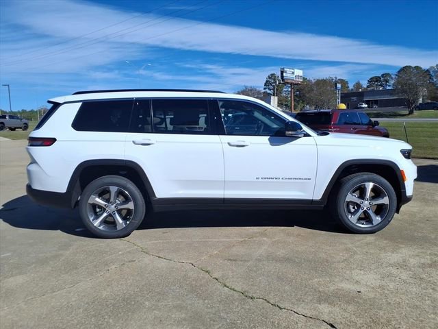 New 2025 Jeep Grand Cherokee L Limited w/ Luxury Tech Group II image 2