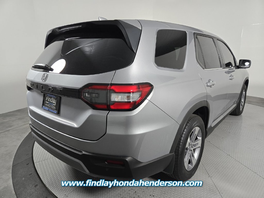 Certified 2025 Honda Pilot EX-L image 6