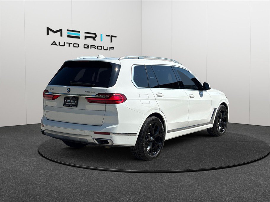 Used 2019 BMW X7 xDrive40i w/ Premium Package AWD/4WD image 9
