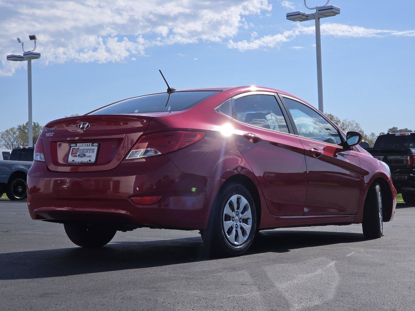 Used 2015 Hyundai Accent GLS FWD image 8