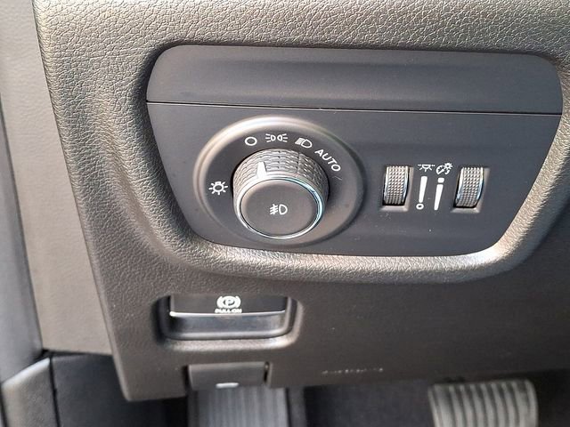 Used 2021 Jeep Grand Cherokee L Limited image 36