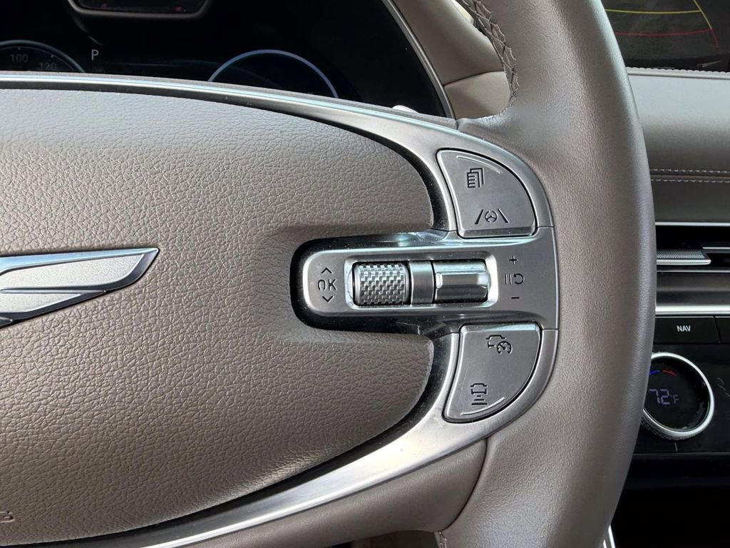 Certified 2023 Genesis GV80 2.5T w/ Prestige 20" Package image 22