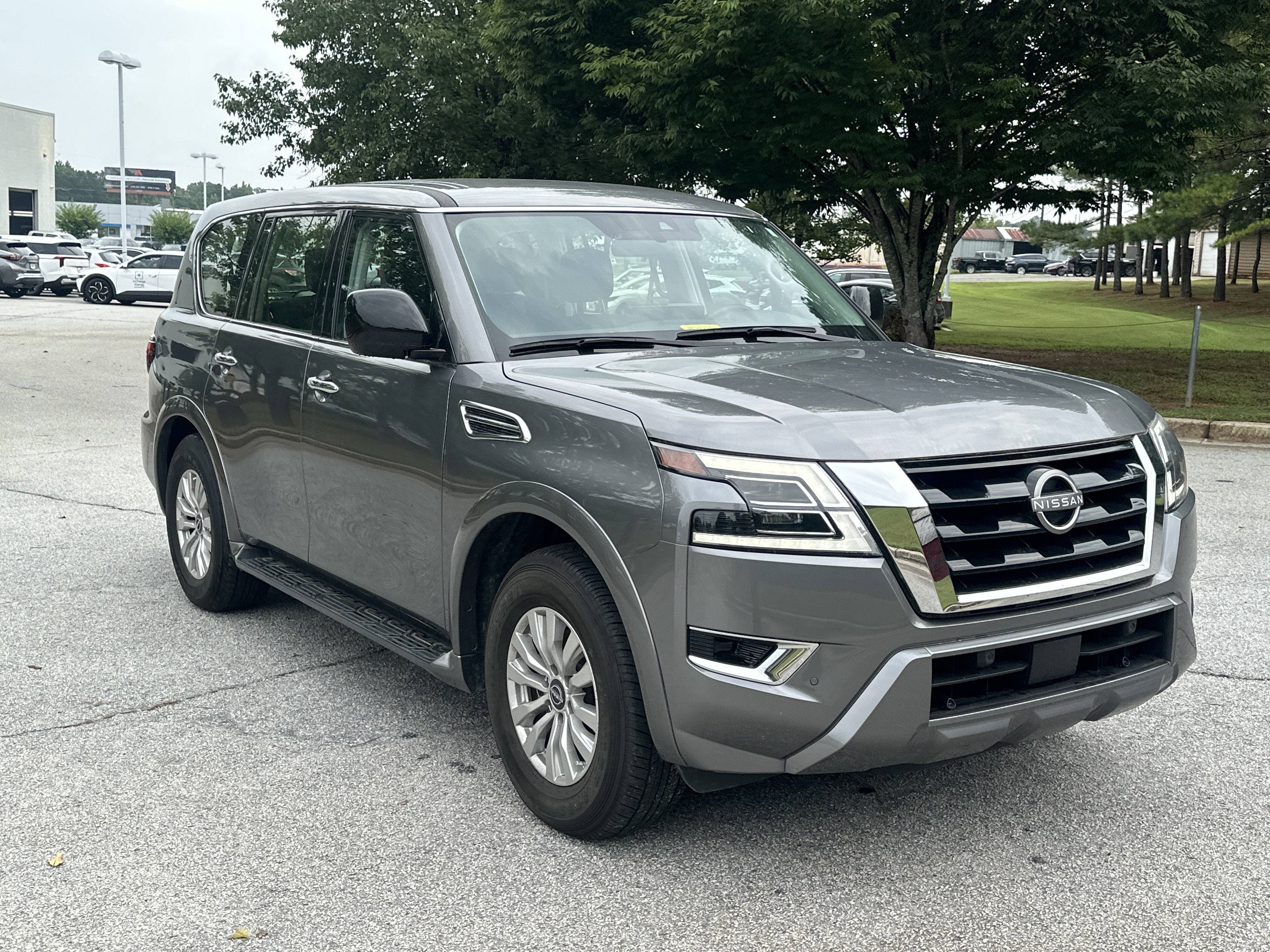 Used 2023 Nissan Armada S AWD/4WD image 3