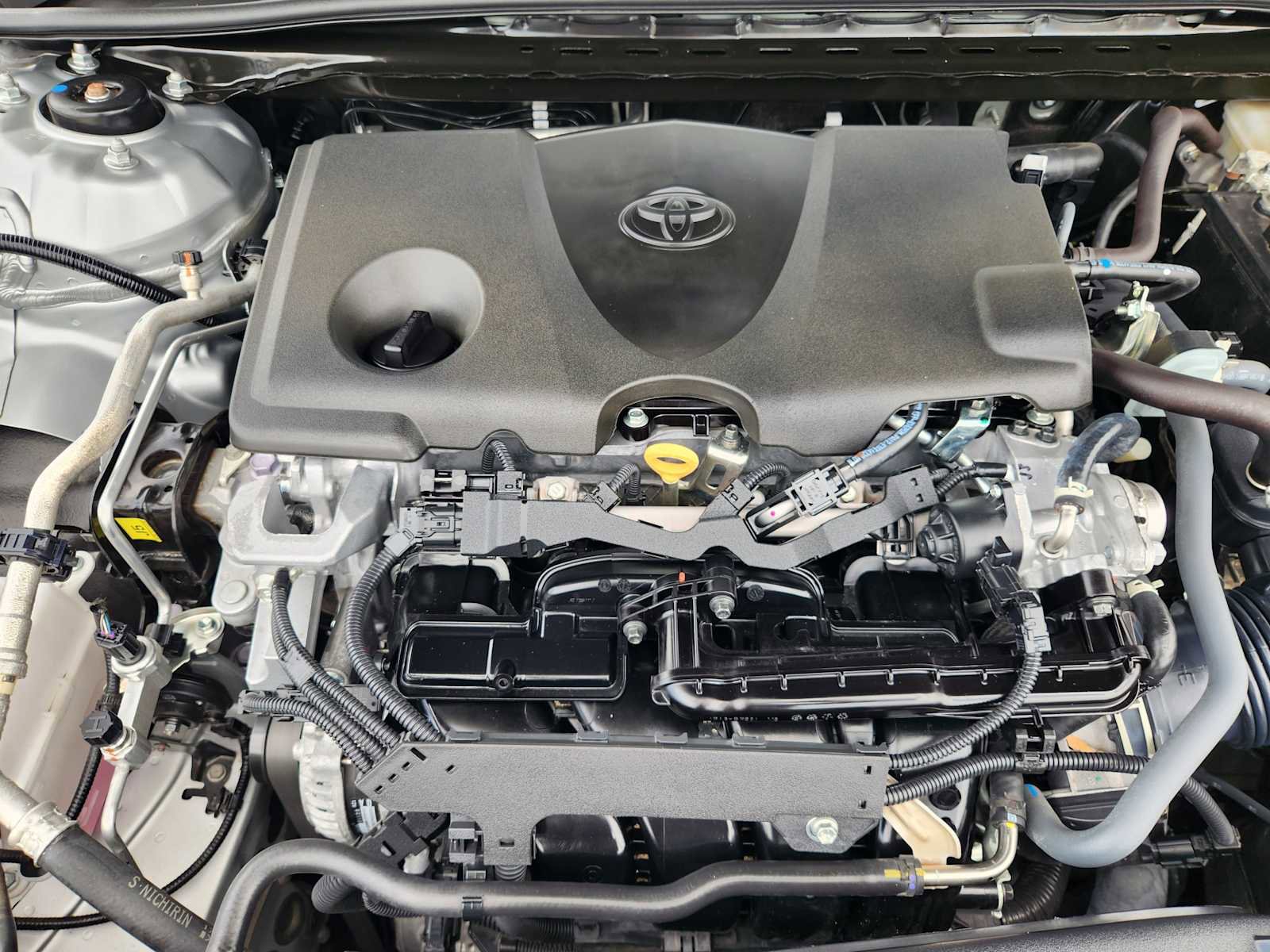 Used 2024 Toyota Camry SE FWD image 30