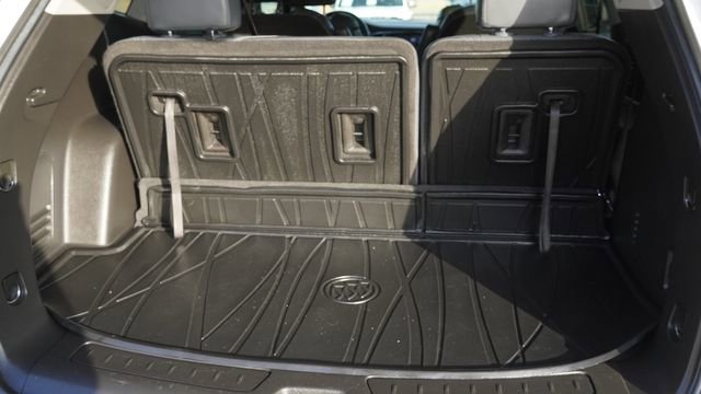 Used 2021 Buick Enclave Essence w/ Sport Touring Edition image 14