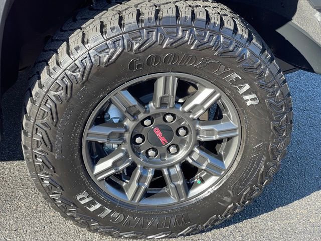 Used 2024 GMC Sierra 1500 AT4X image 31