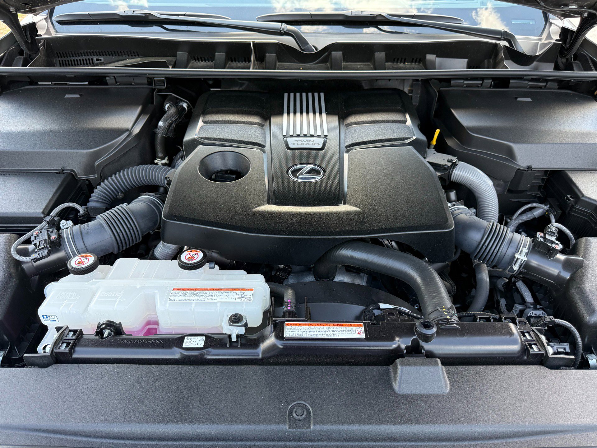 Used 2024 Lexus LX 600 F Sport image 60