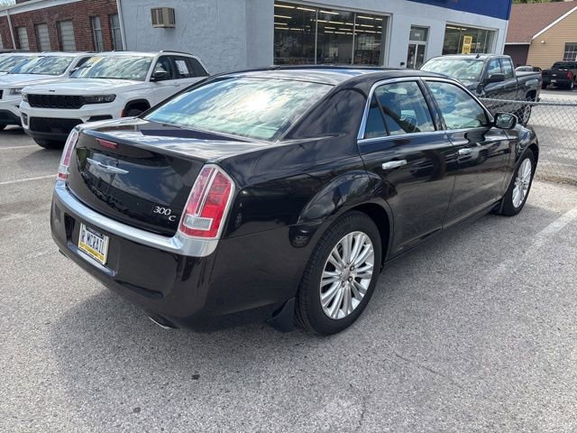 Used 2012 Chrysler 300 C Luxury Series image 2