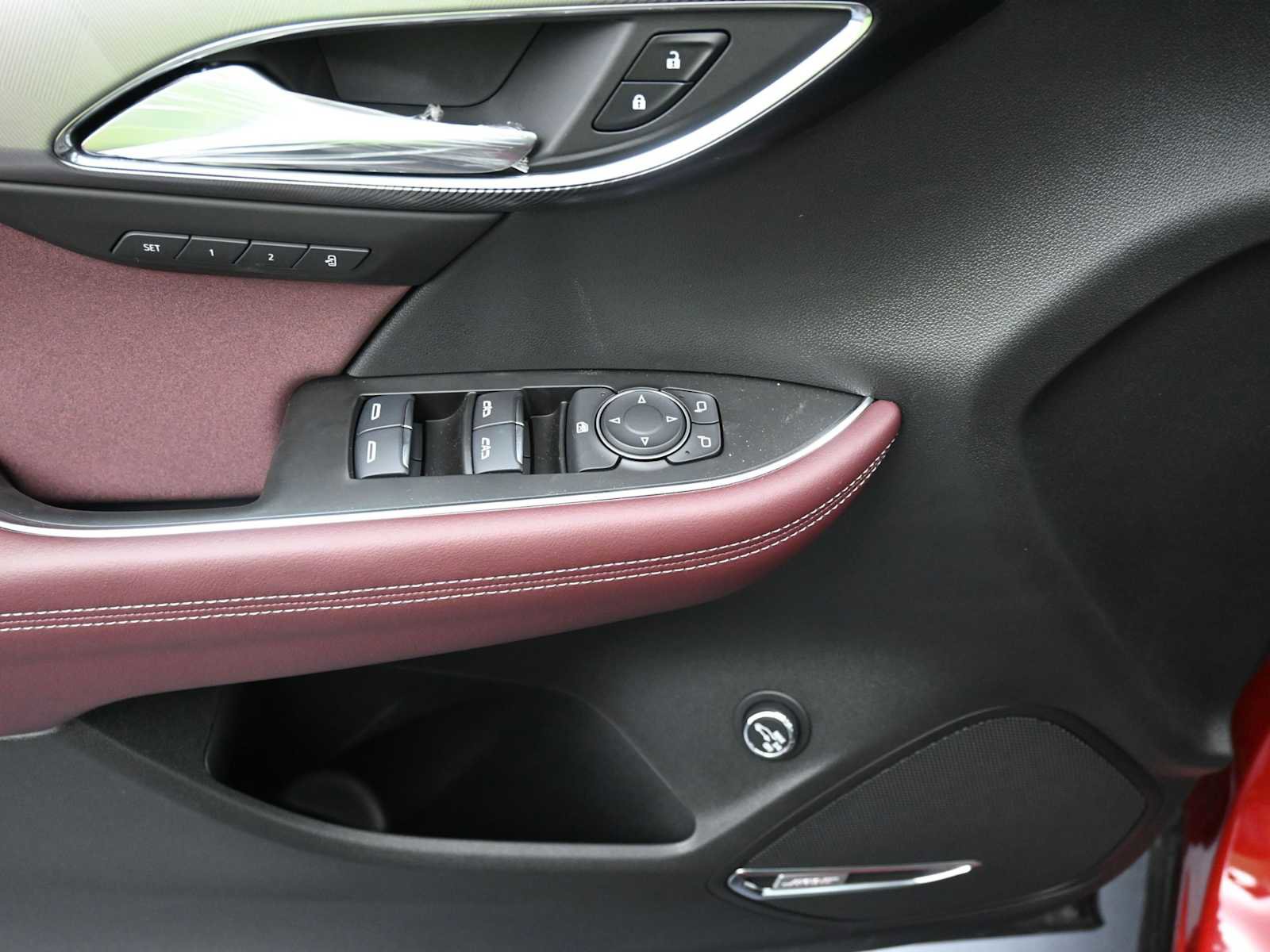 New 2025 Buick Envision Sport Touring image 12