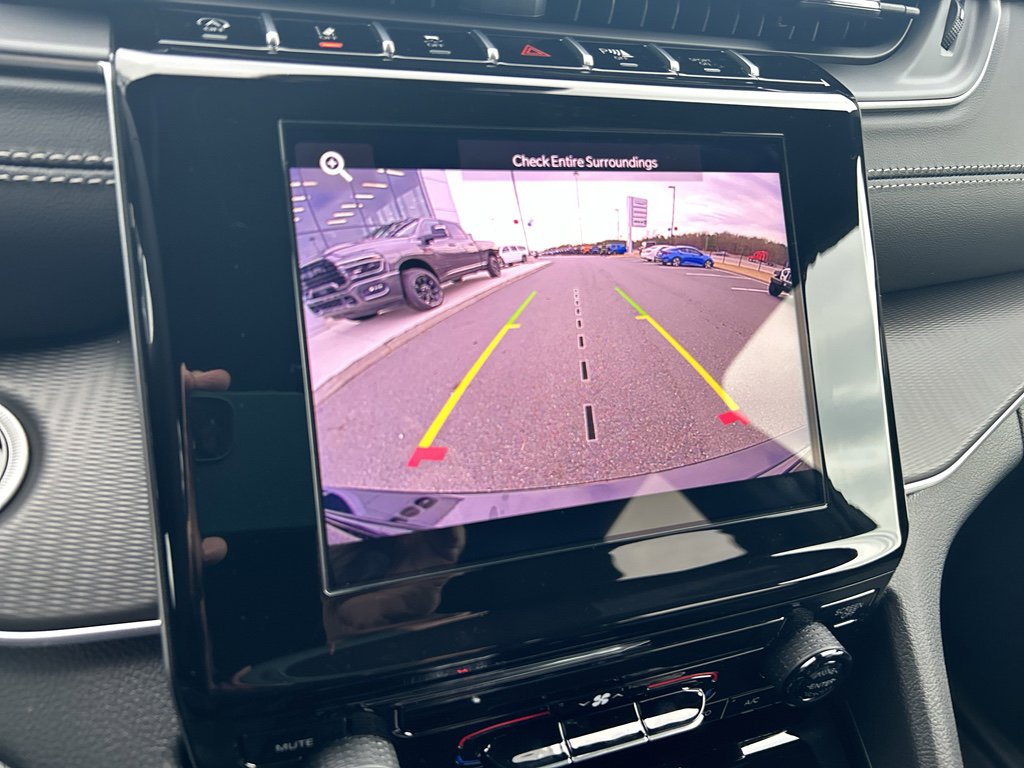 New 2025 Jeep Grand Cherokee Laredo RWD image 19