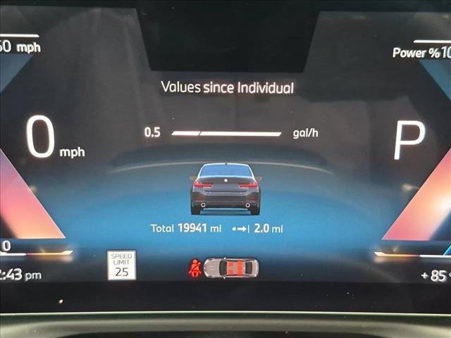 Used 2025 BMW 330i xDrive Sedan AWD/4WD image 9