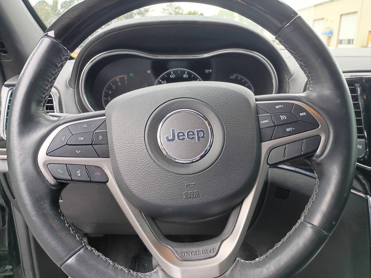 Used 2019 Jeep Grand Cherokee Overland AWD/4WD image 14
