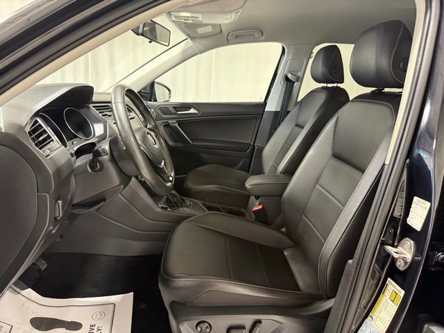 Used 2021 Volkswagen Tiguan SE image 5