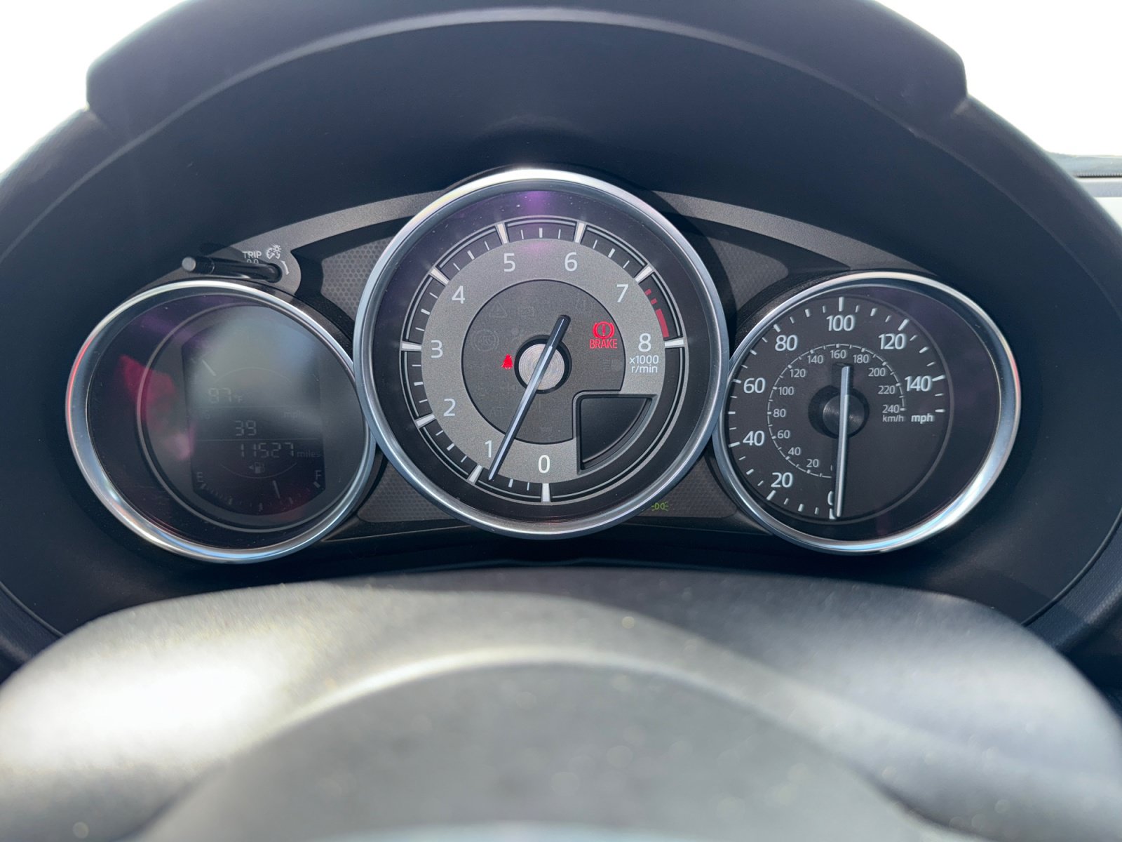 Used 2022 MAZDA MX-5 Miata Sport RWD image 11