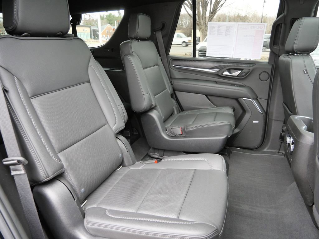 Used 2022 GMC Yukon Denali w/ Denali Premium Package image 23