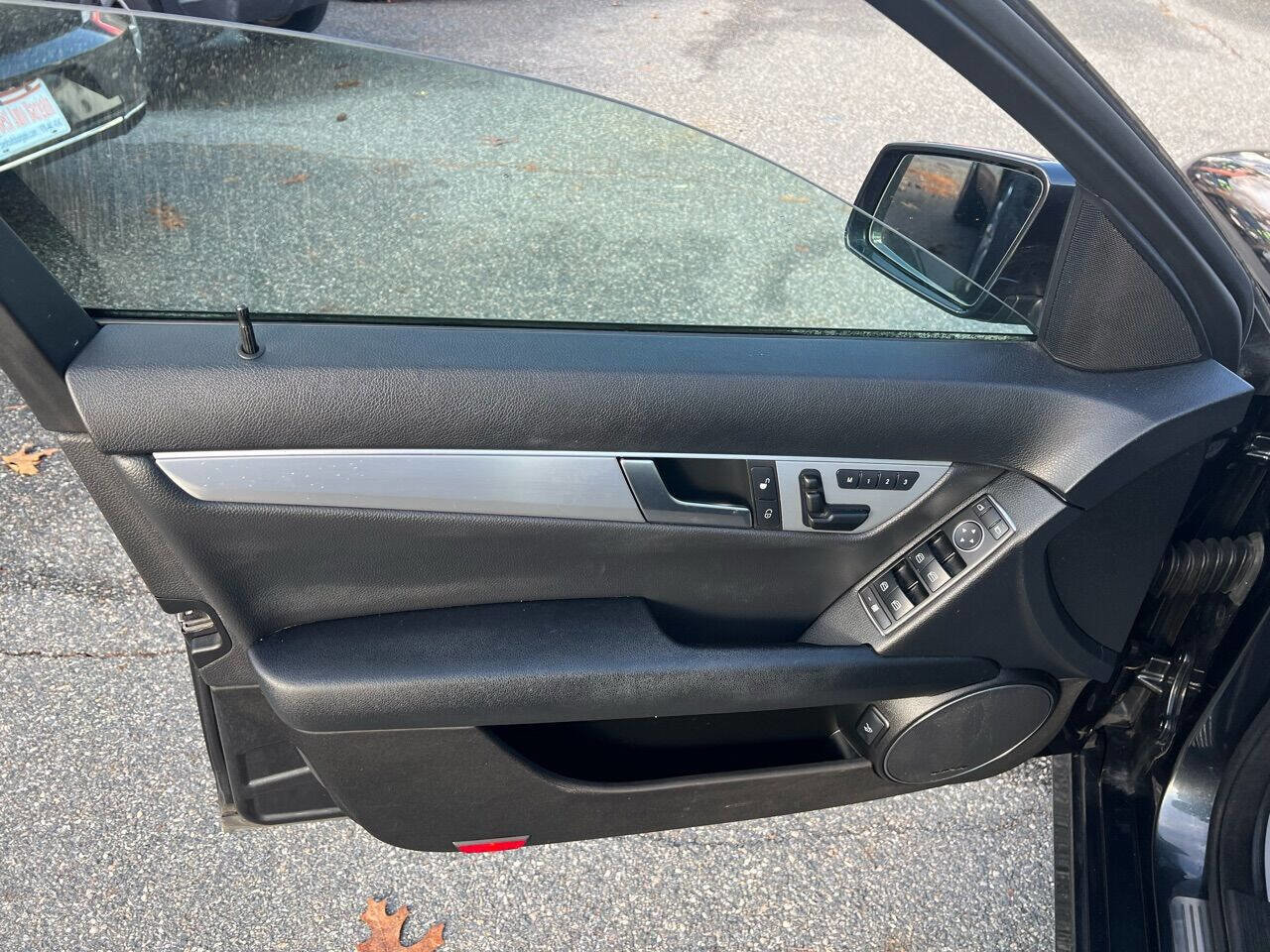 Used 2013 Mercedes-Benz C 300 4MATIC Sedan image 22