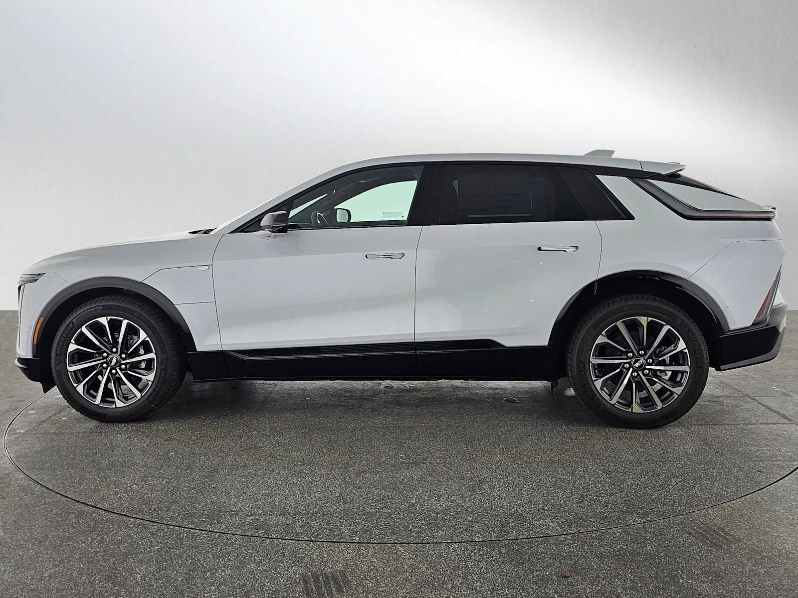New 2026 Cadillac Lyriq Sport image 6