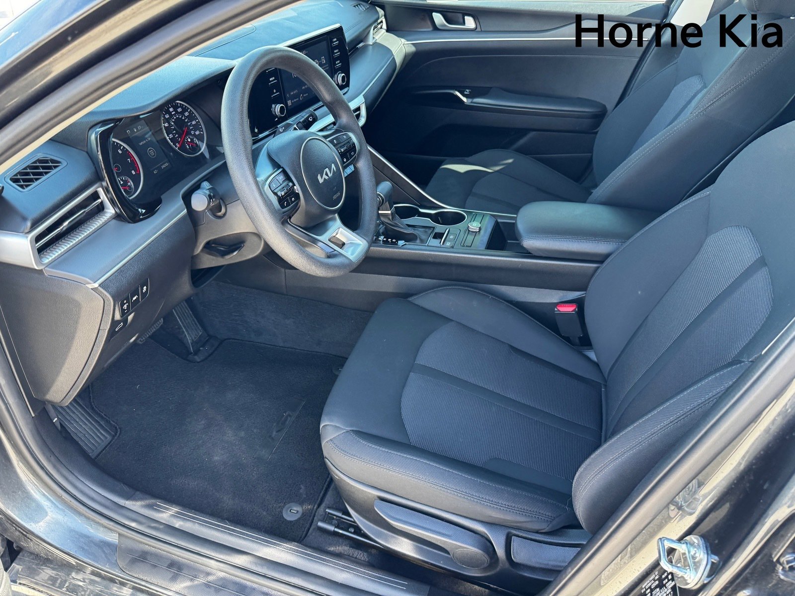 Used 2024 Kia K5 LXS image 9