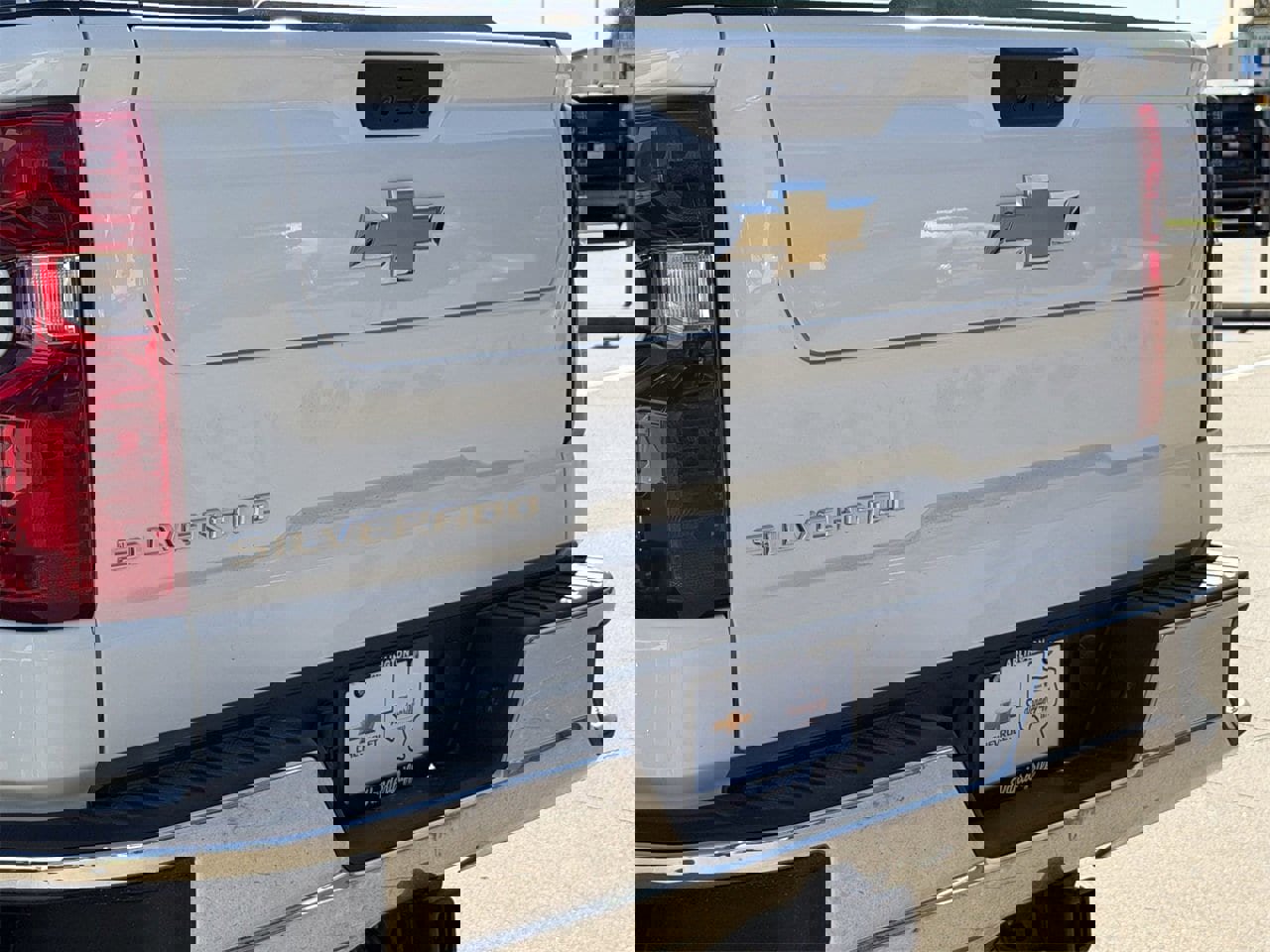 New 2026 Chevrolet Silverado 1500 W/T w/ Trailering Package image 6