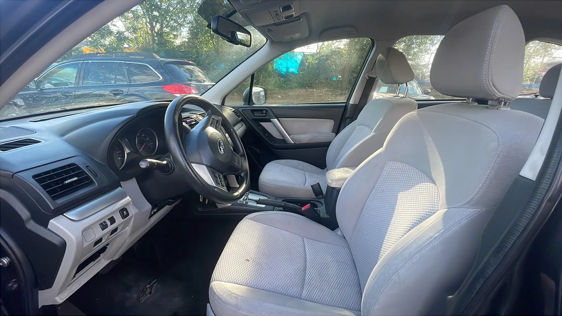 Used 2015 Subaru Forester 2.5i w/ Alloy Wheel Package AWD/4WD image 18
