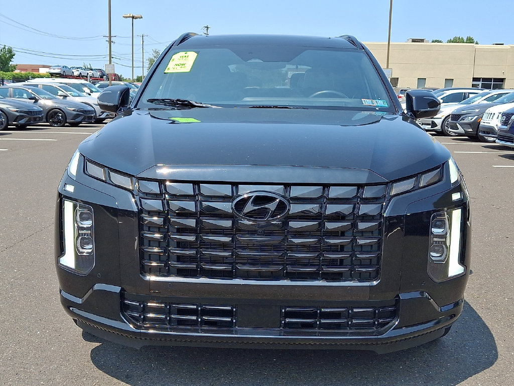 Used 2024 Hyundai Palisade Calligraphy AWD/4WD image 3
