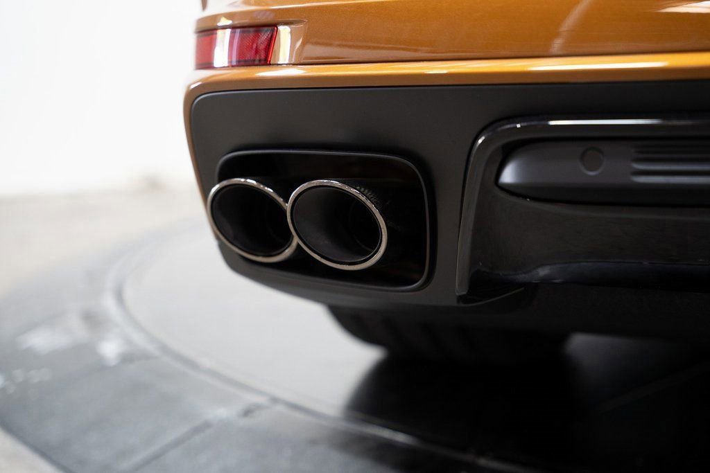 Certified 2024 Porsche Panamera image 18