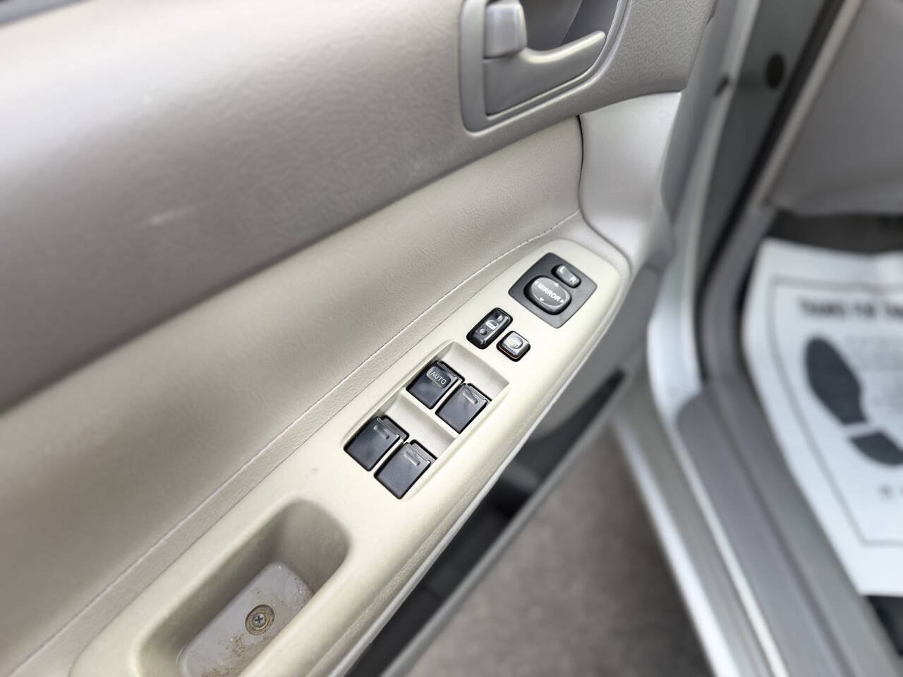 Used 2002 Toyota Camry LE FWD image 10