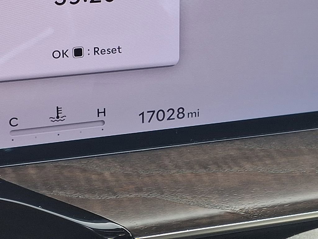 Used 2025 Genesis GV80 3.5T Prestige image 4