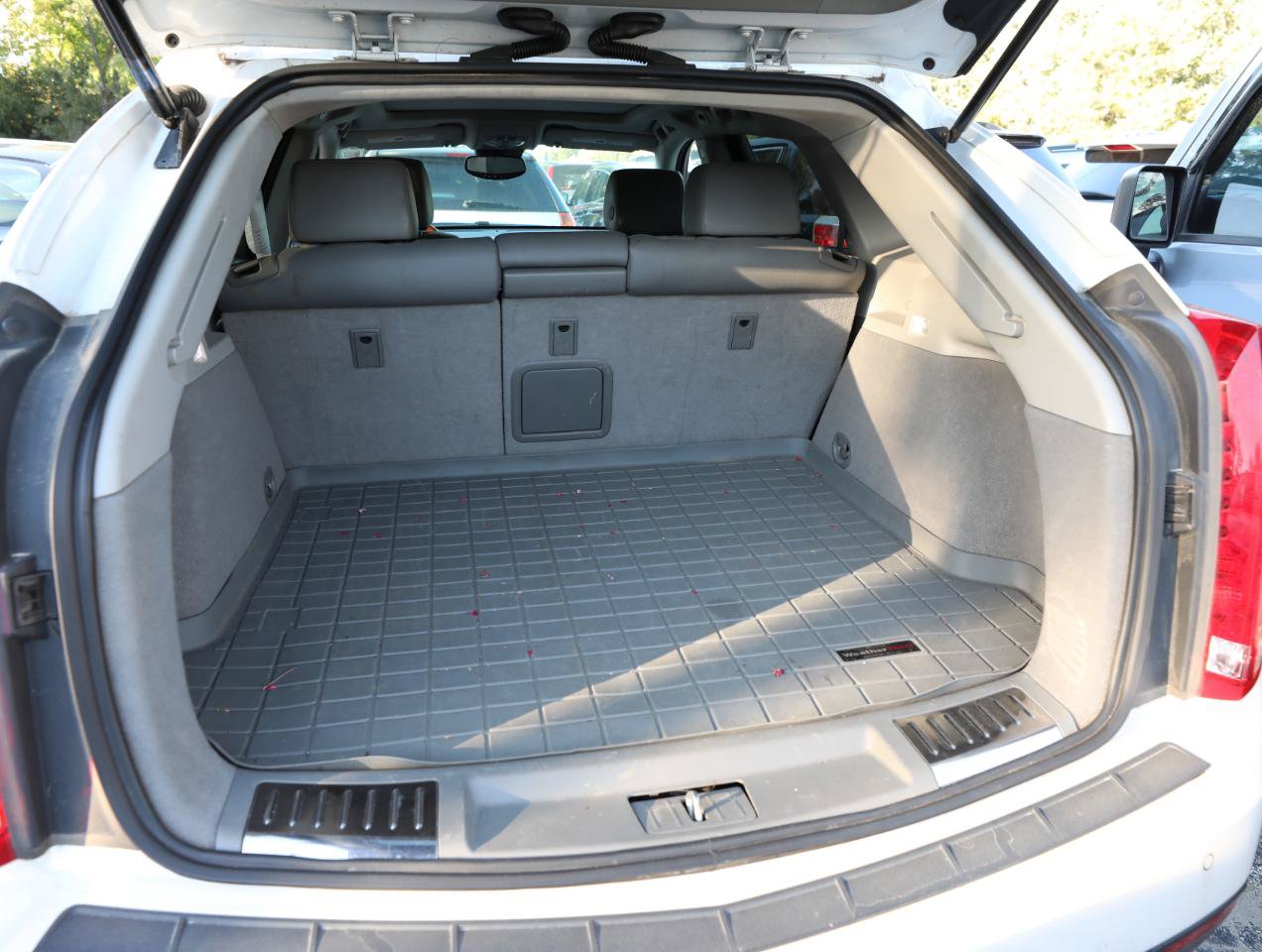 Used 2010 Cadillac SRX Luxury AWD/4WD image 12