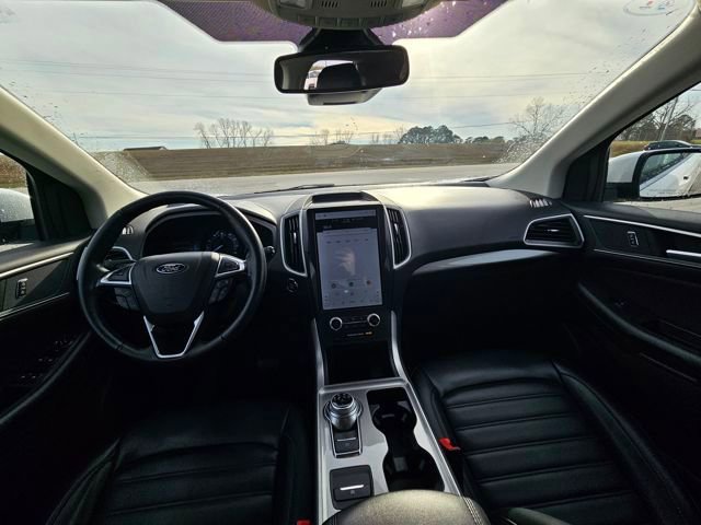 Used 2024 Ford Edge SEL image 12