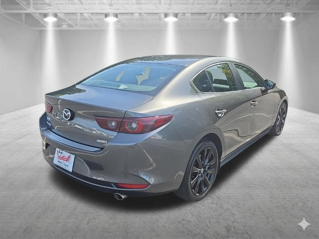 Used 2025 MAZDA MAZDA3 s FWD image 3