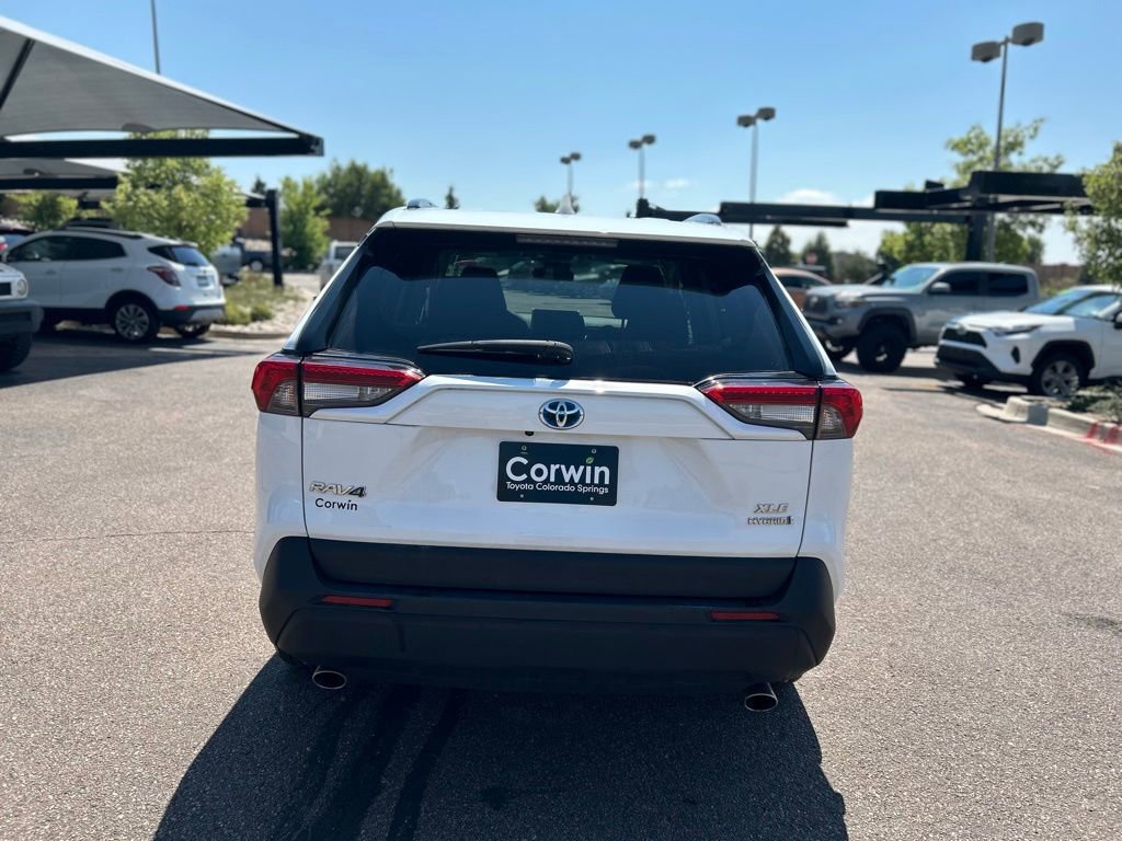 Used 2024 Toyota RAV4 XLE image 10