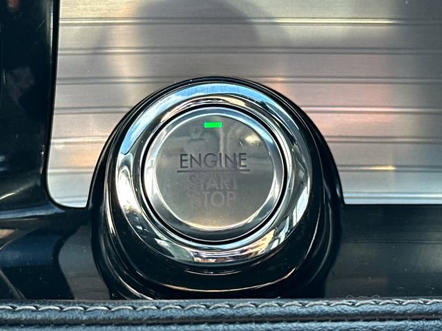 Used 2021 Lincoln Corsair AWD w/ Equipment Group 101A image 33