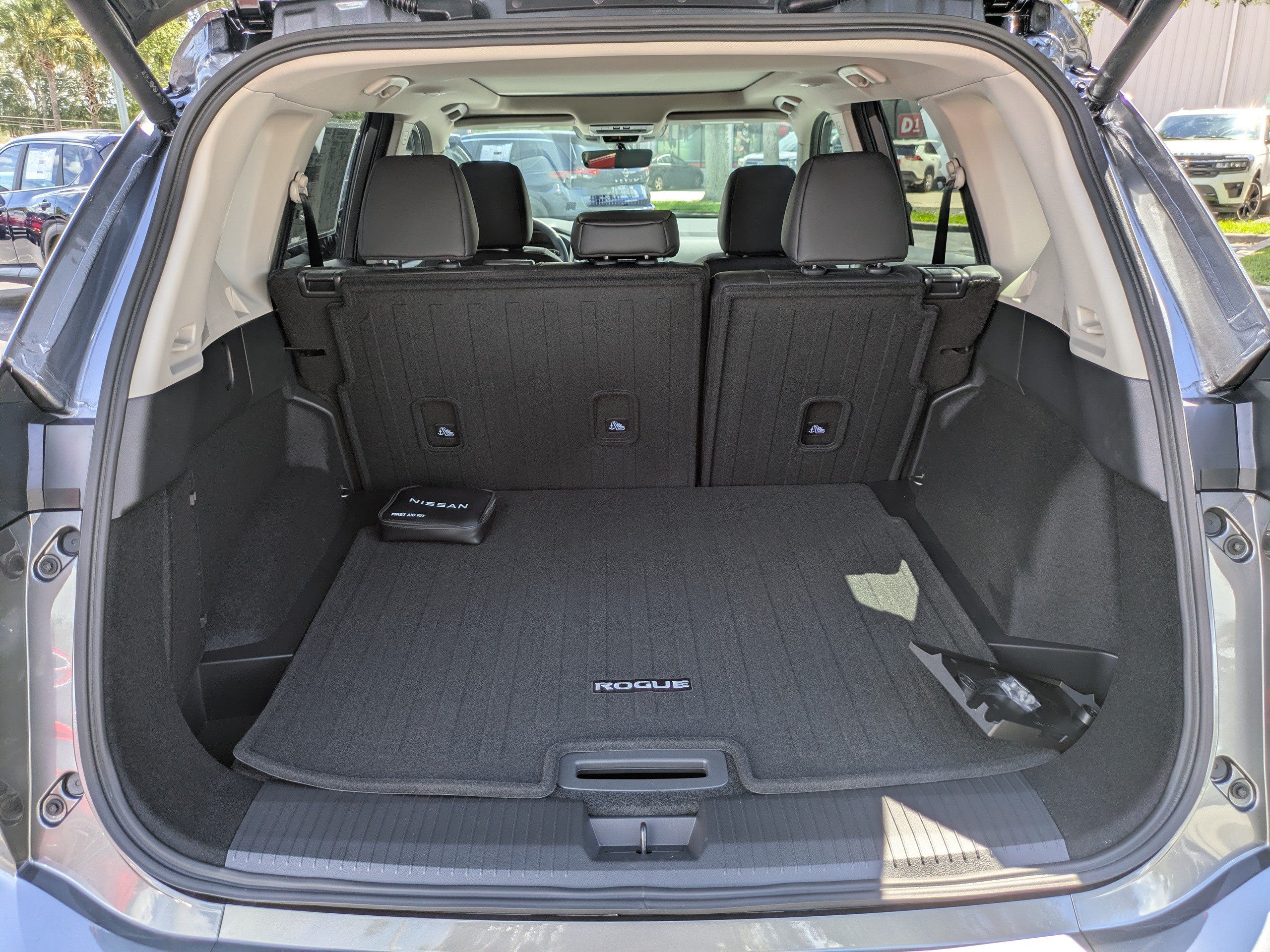 New 2026 Nissan Rogue Dark Armor FWD image 13