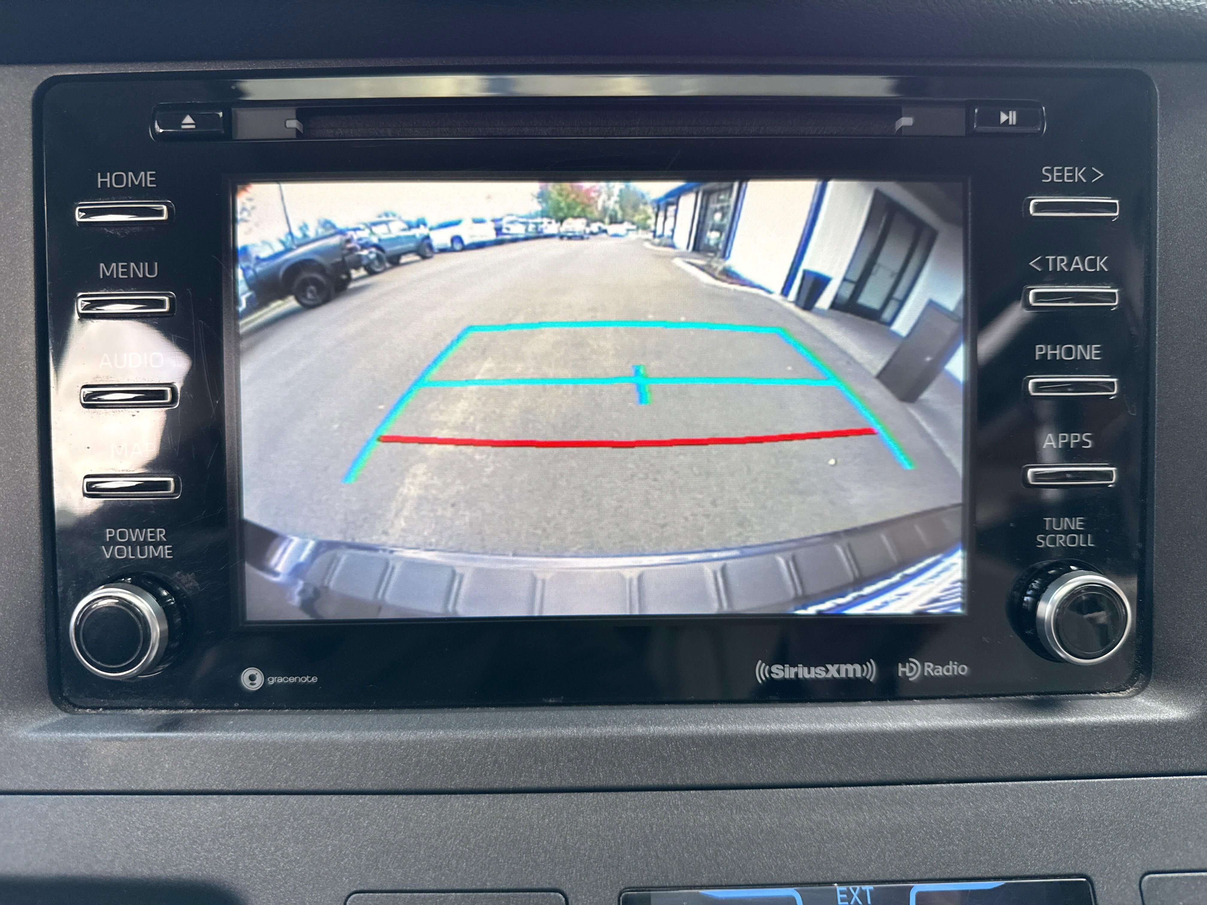 Used 2020 Toyota Sienna XLE AWD/4WD image 16