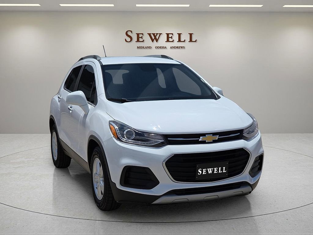 Used 2020 Chevrolet Trax LT w/ Driver Confidence Package FWD image 7