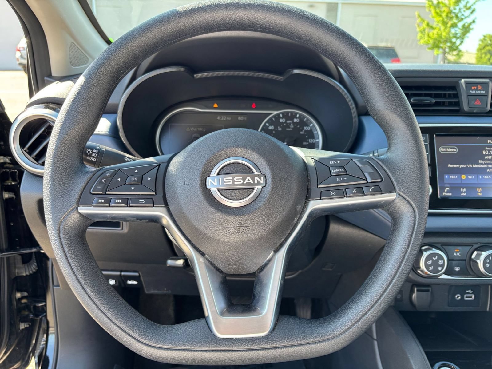 Used 2025 Nissan Versa SV FWD image 25
