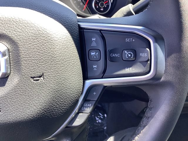 Used 2025 RAM 2500 Big Horn AWD/4WD image 12