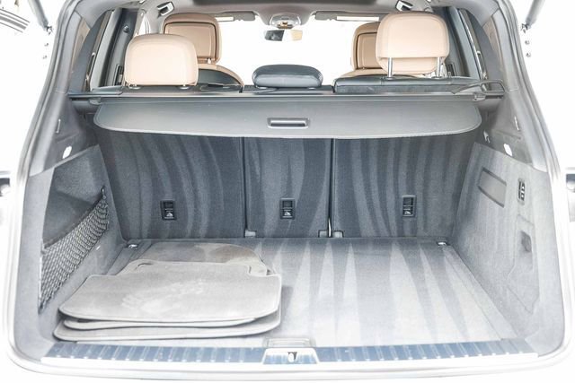Used 2024 Porsche Cayenne image 53