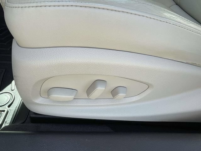 Used 2014 Buick LaCrosse Leather FWD image 15