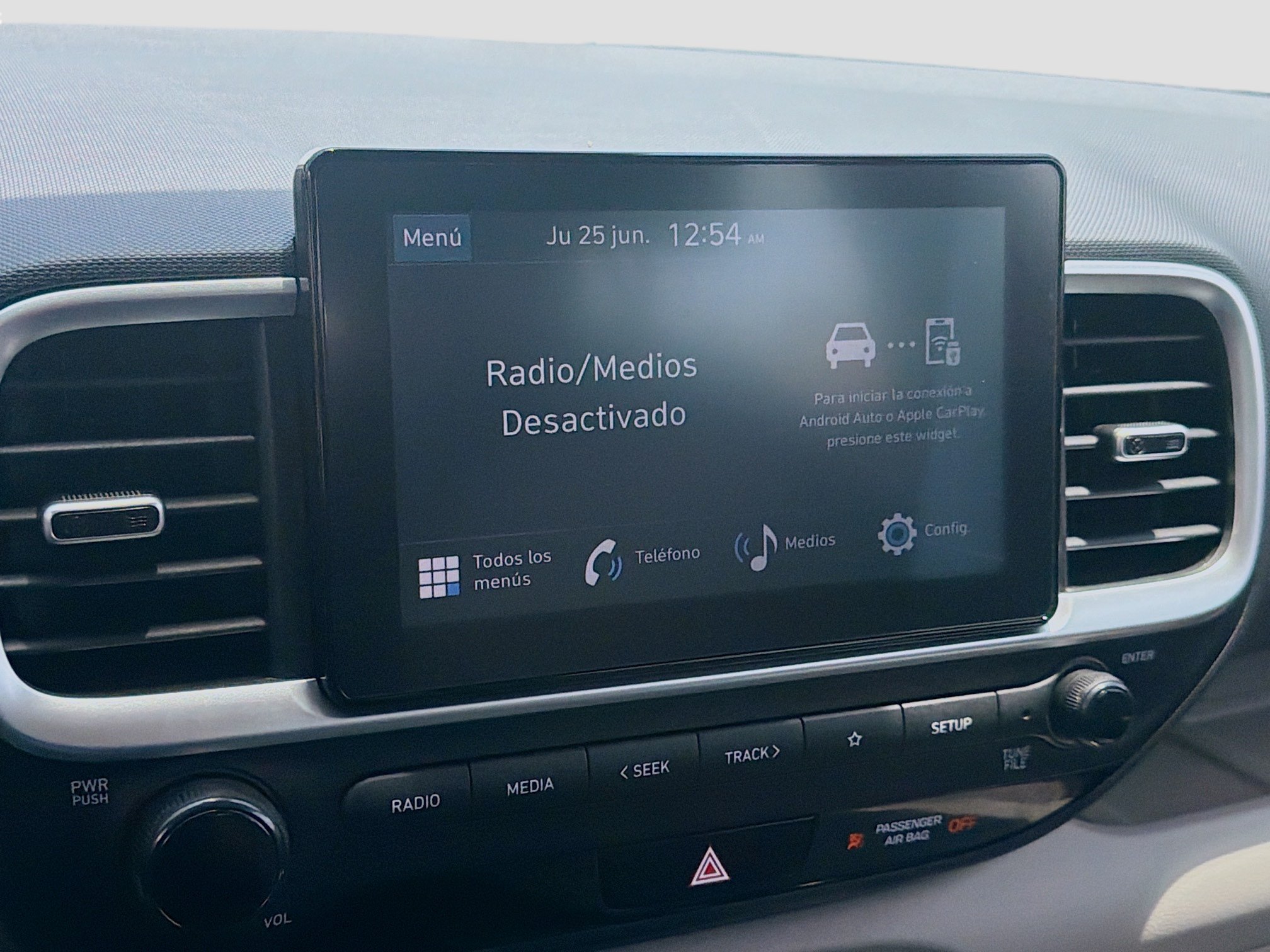 Used 2024 Hyundai Venue SEL FWD image 10